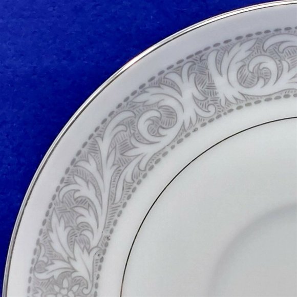 Saucer Imperial by W Dalton "Whitney" 5671 Pattern Fine China 6.25" - Picture 2 of 6